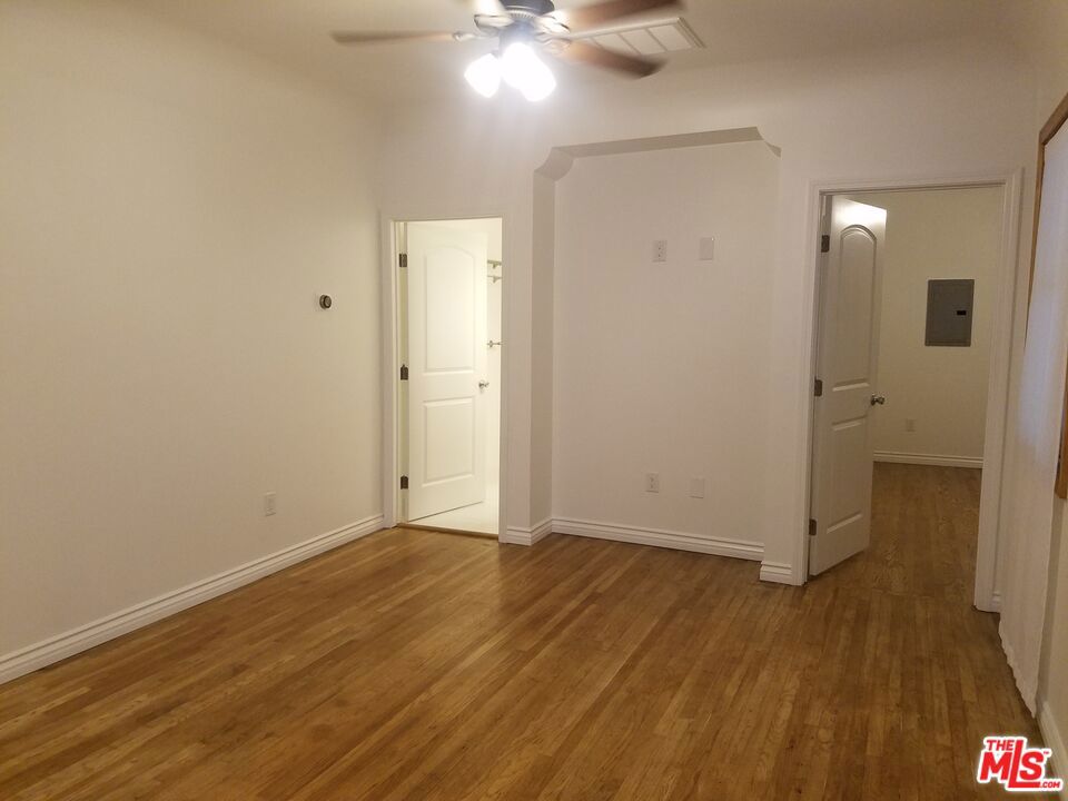 810 N Hobart Boulevard Property Photo 36