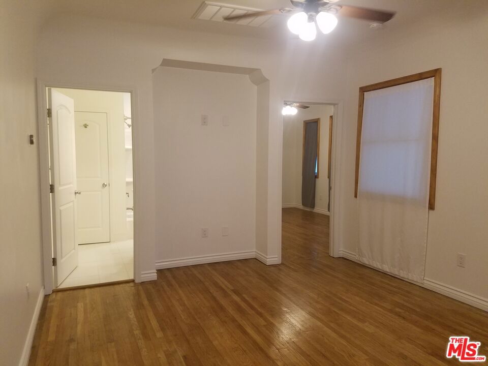 810 N Hobart Boulevard Property Photo 37