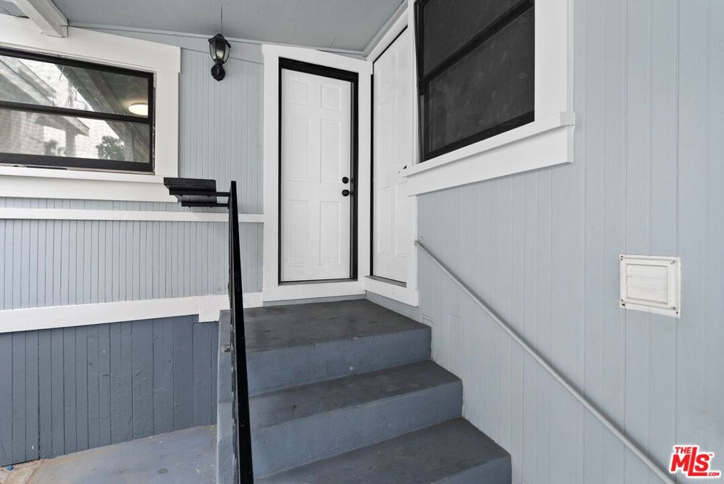 1955 Bonsallo Avenue Property Photo 17