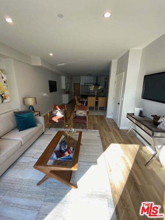 4205 Mercury Avenue Property Photo 3