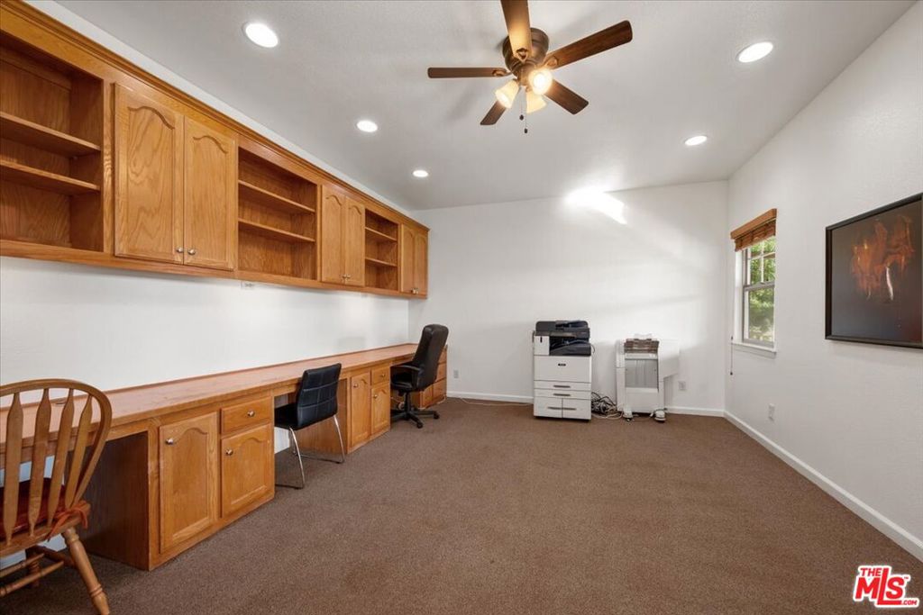 230 Hans Place Property Photo 22