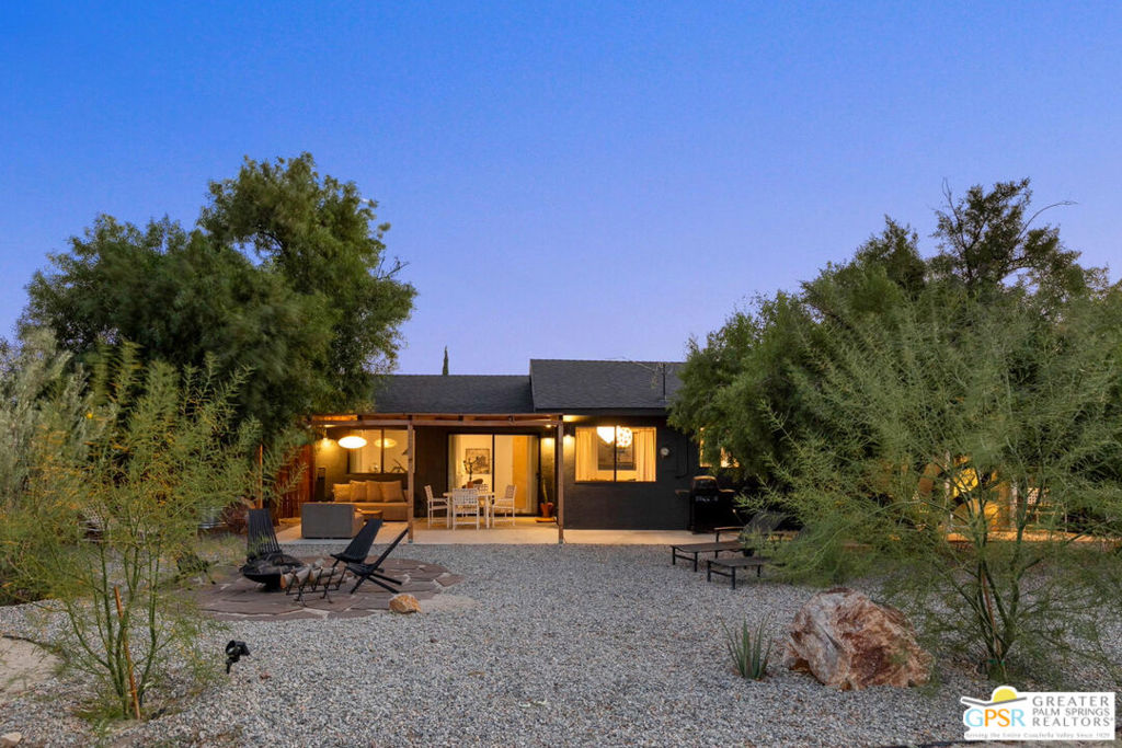 11051 Pinon Avenue Property Photo 1