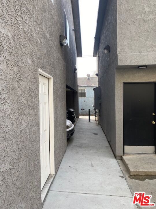 1030 Olive Avenue Property Photo 6