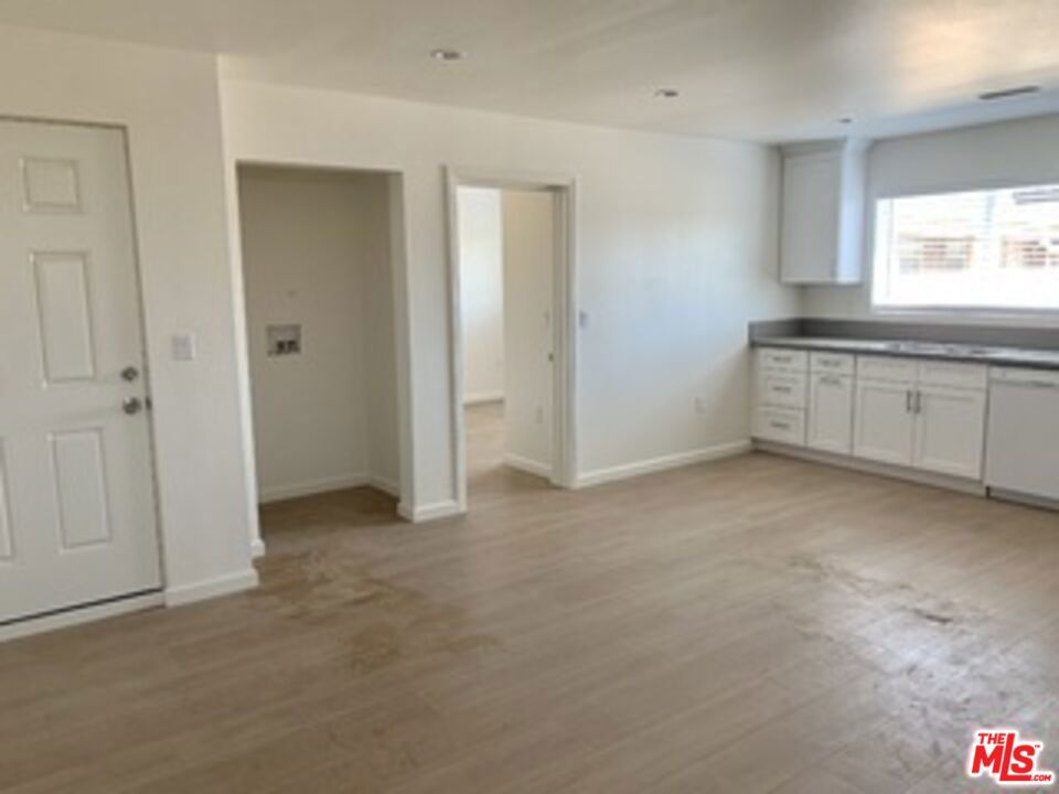 1030 Olive Avenue Property Photo 16