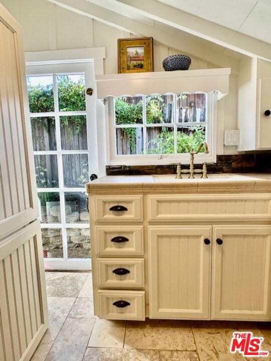3 Monte Verde Property Photo 8