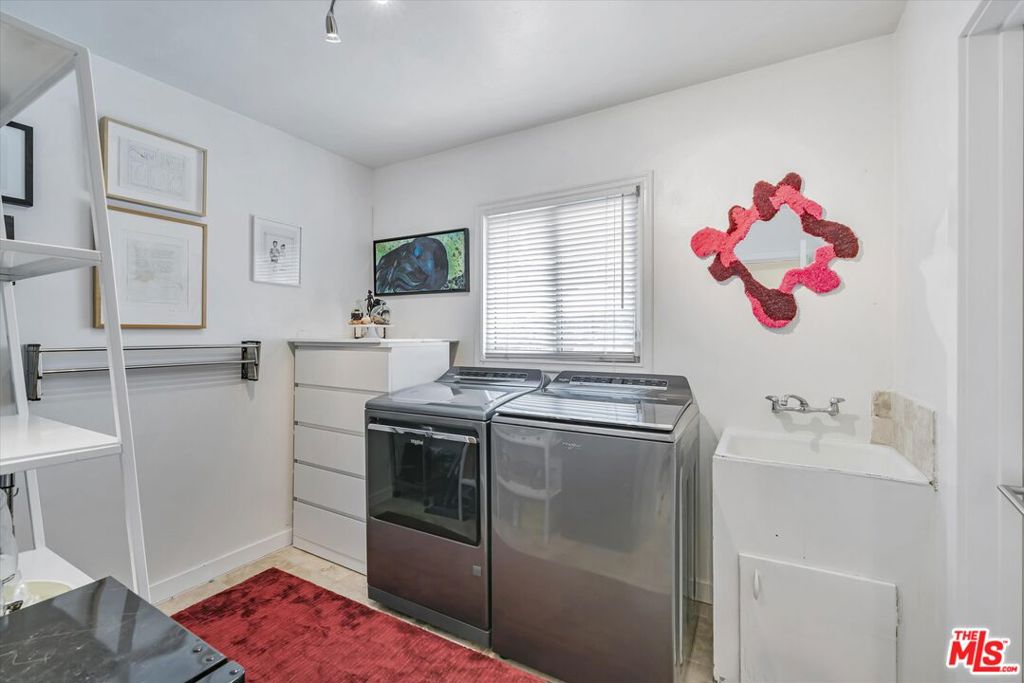 2316 Laurelmont Place Property Photo 43