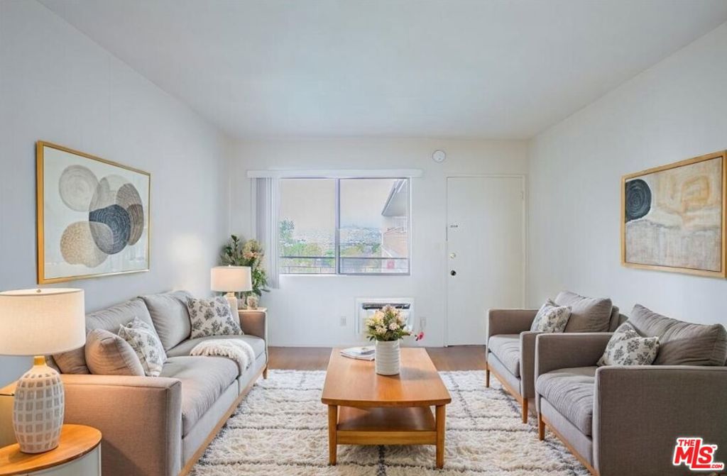 571 Fairview Avenue 21 Property Photo 2