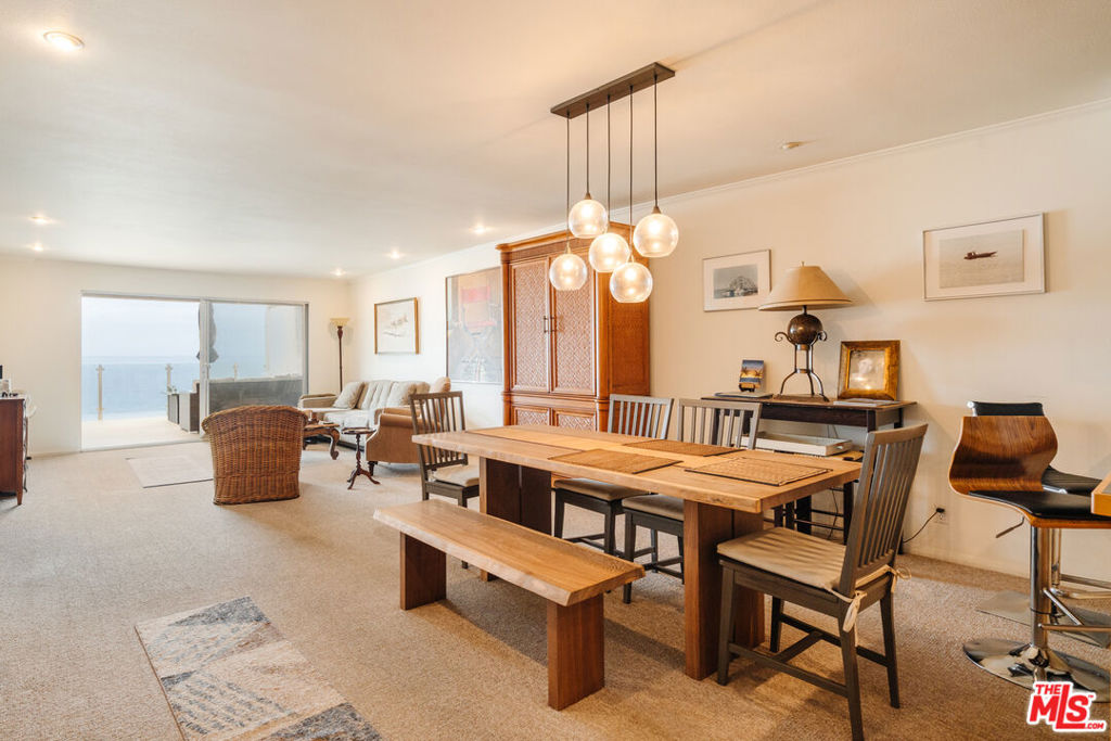 18203 Coastline Drive 7 Property Photo 6