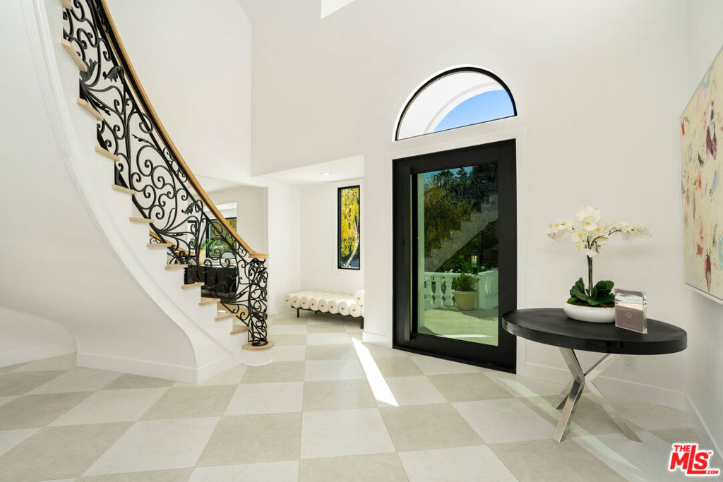 4608 Westchester Drive Property Photo 10