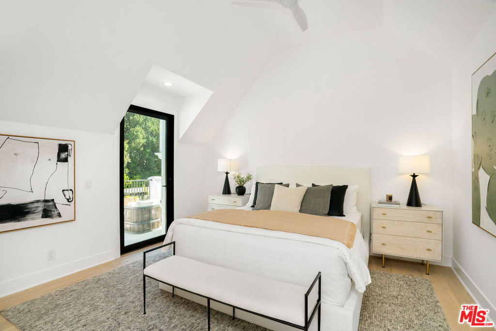 4608 Westchester Drive Property Photo 27