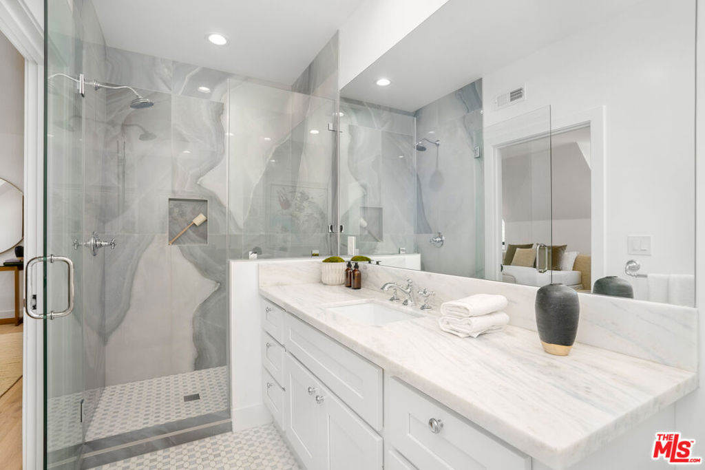 4608 Westchester Drive Property Photo 39