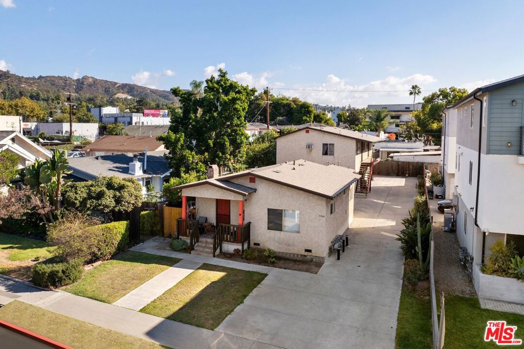 5062 N Maywood Avenue Property Photo