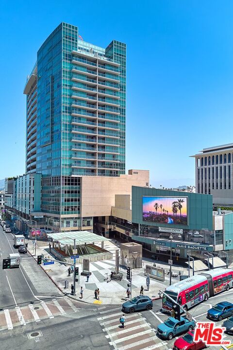 3785 Wilshire Boulevard Property Photo 1