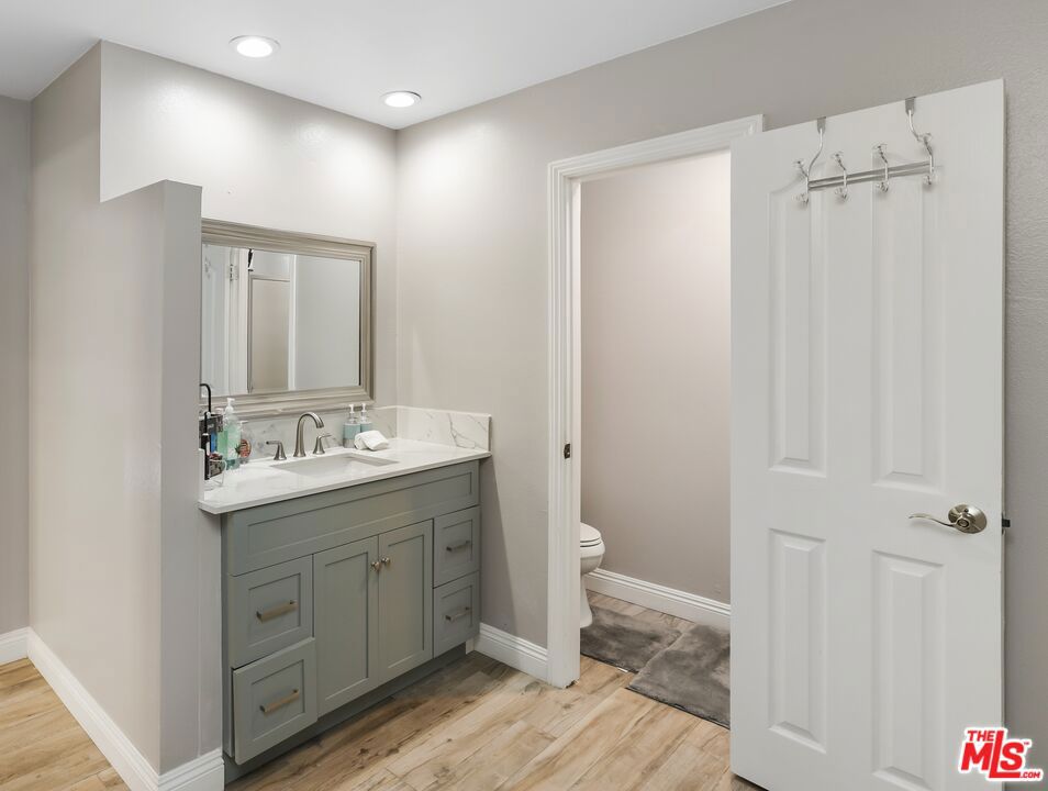17556 Wayne Avenue Property Photo 10