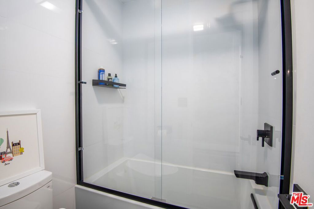 6000 Canterbury Drive D114 Property Photo 19