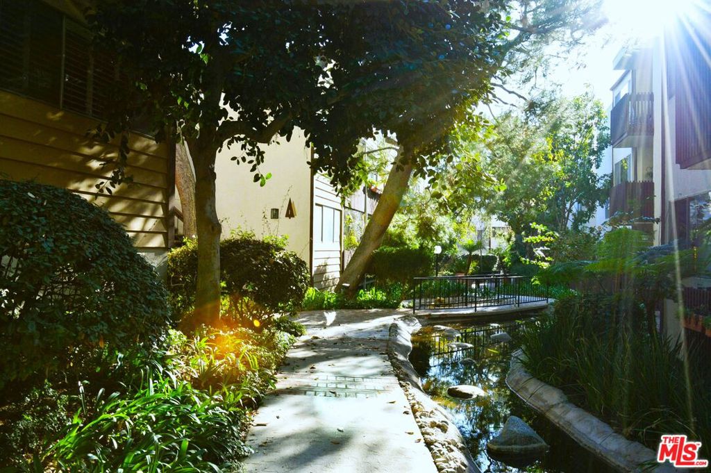 6000 Canterbury Drive D114 Property Photo 21