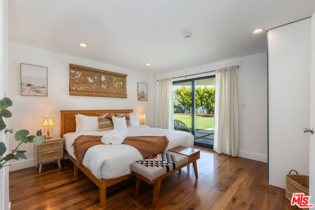 6320 Via Cataldo Street Property Photo 25
