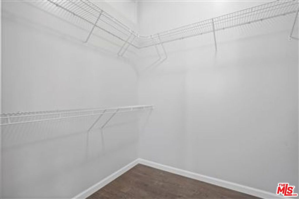 1100 Wilshire 3404 Property Photo 7