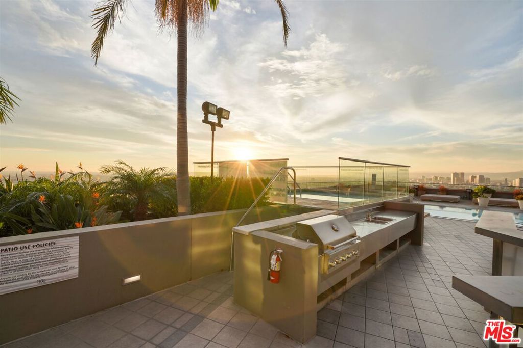 1100 Wilshire 3404 Property Photo 33