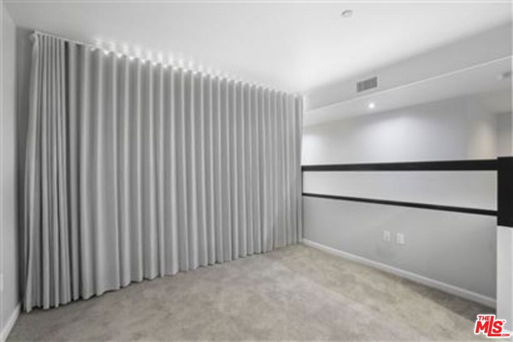 1100 Wilshire 3404 Property Photo 53