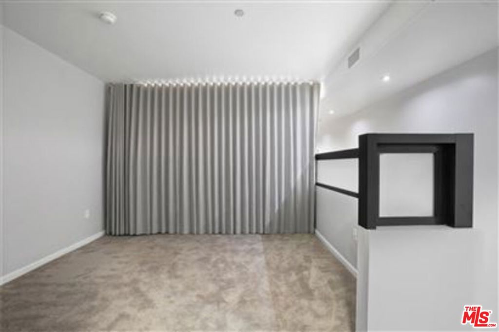 1100 Wilshire 3404 Property Photo 54