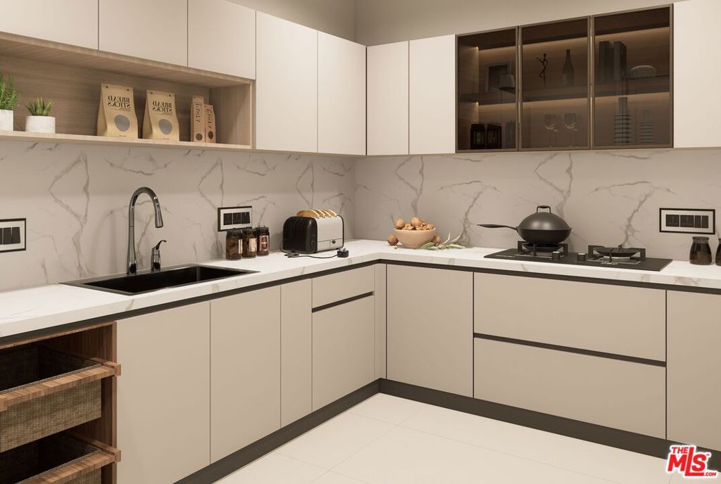 145 N Toluca Street Property Photo 10