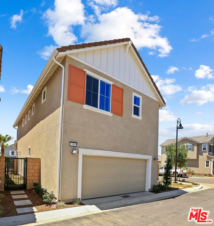13889 Bell Way Property Photo 3