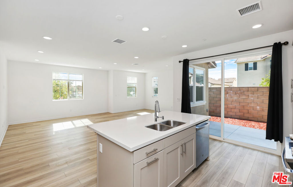 13889 Bell Way Property Photo 16