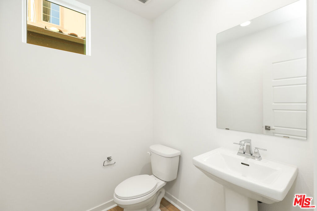 13889 Bell Way Property Photo 32