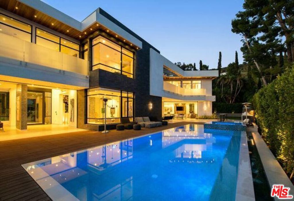 24462947 Property Photo 12