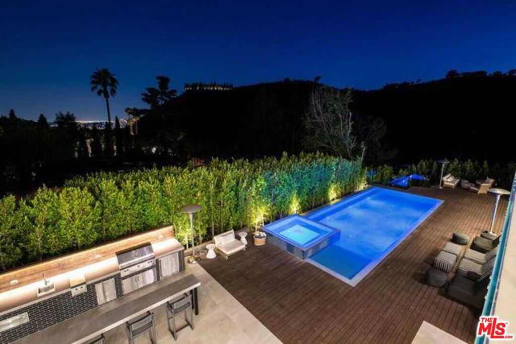 24462947 Property Photo 13