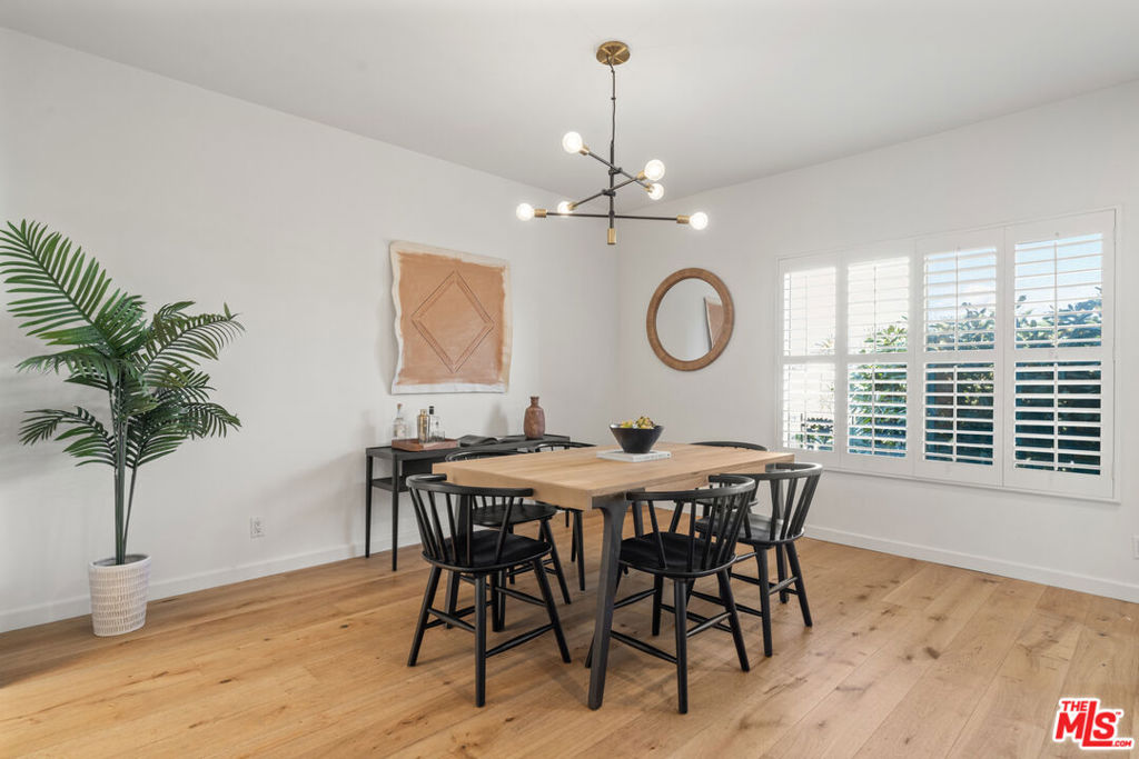 11928 Kiowa Avenue 302 Property Photo 5