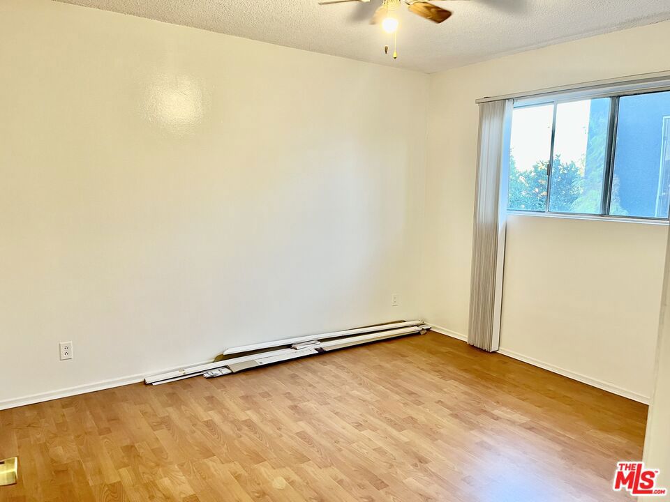 4702 W 17th Street 4 Property Photo 10