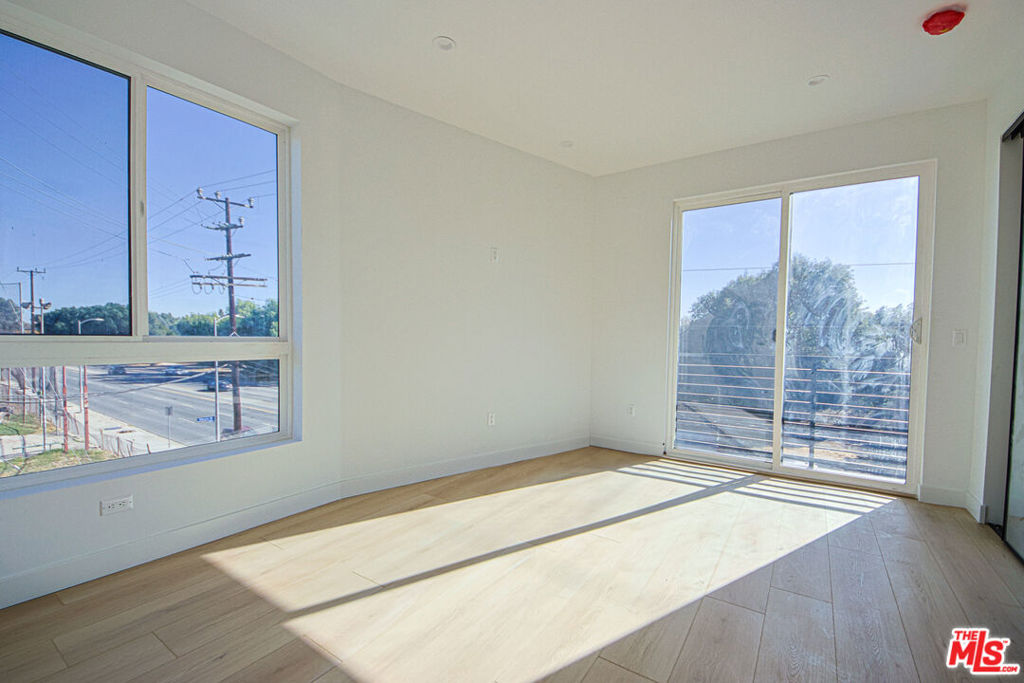 6401 Odessa Avenue Property Photo 29