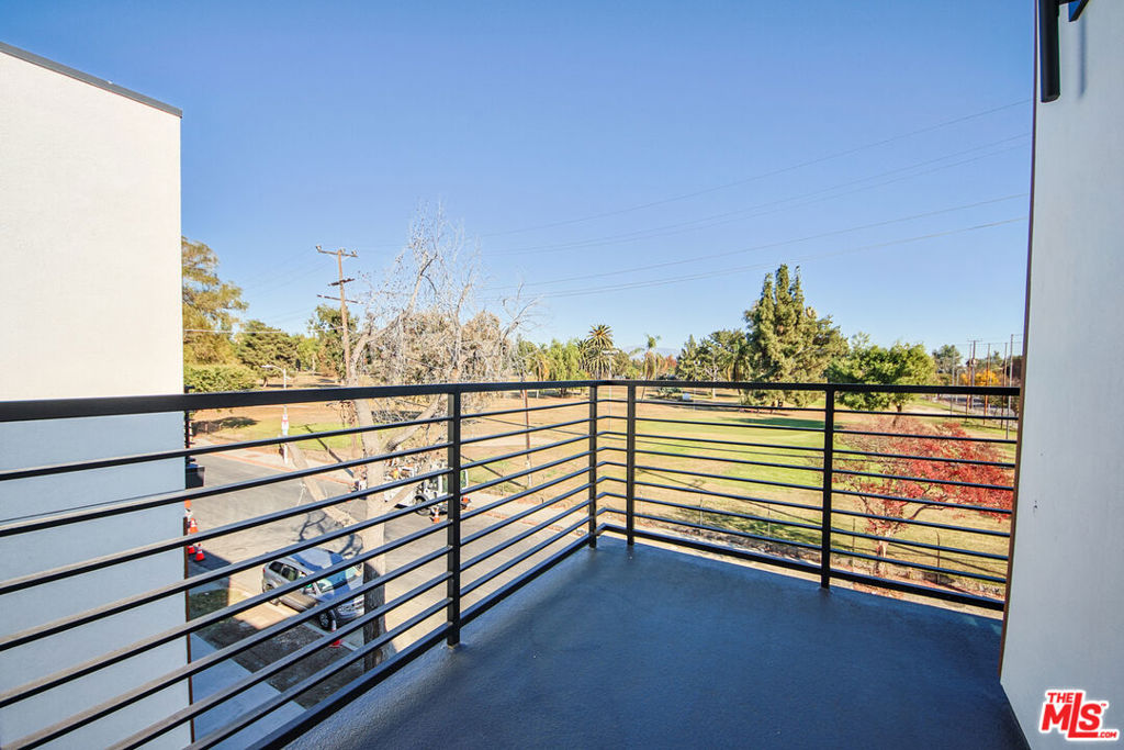 6401 Odessa Avenue Property Photo 44