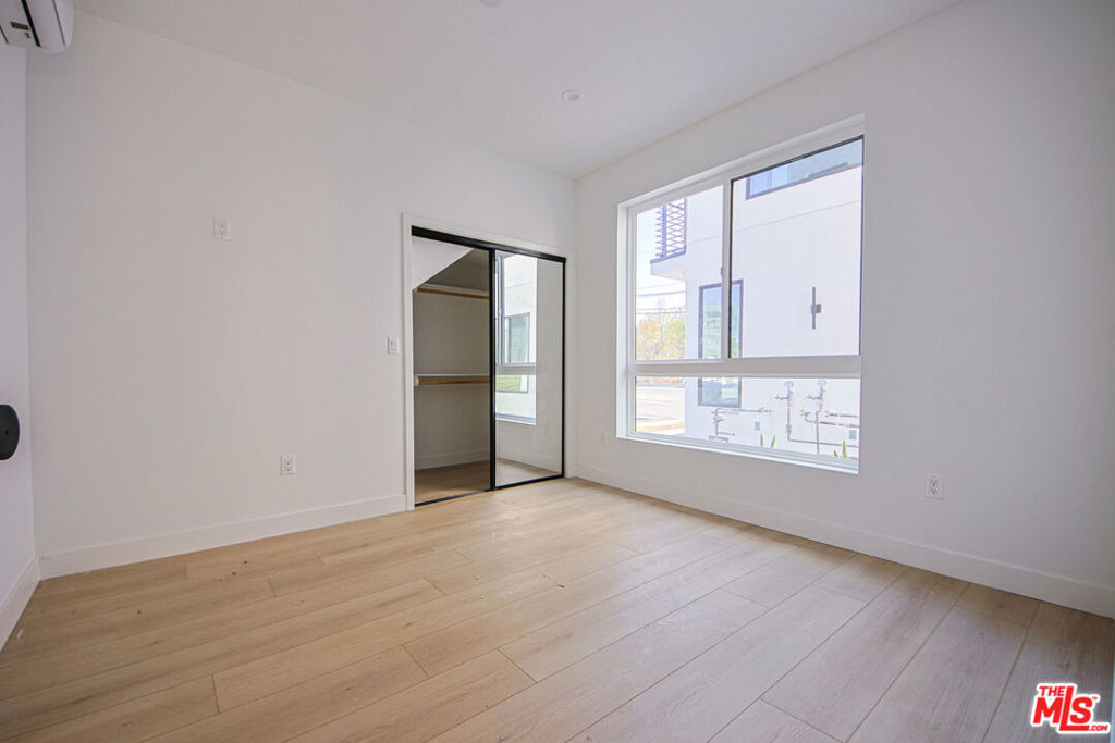 6401 Odessa Avenue Property Photo 58