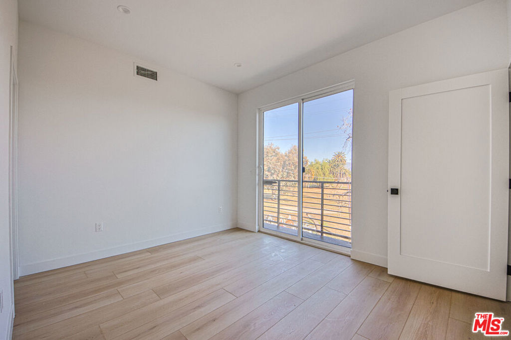 6401 Odessa Avenue Property Photo 67