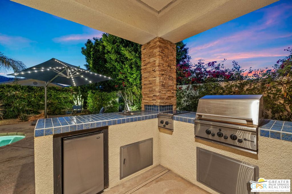51 Killian Way Property Photo 14