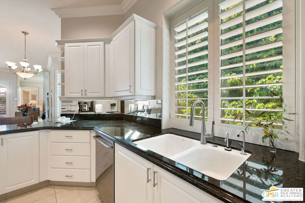 51 Killian Way Property Photo 27