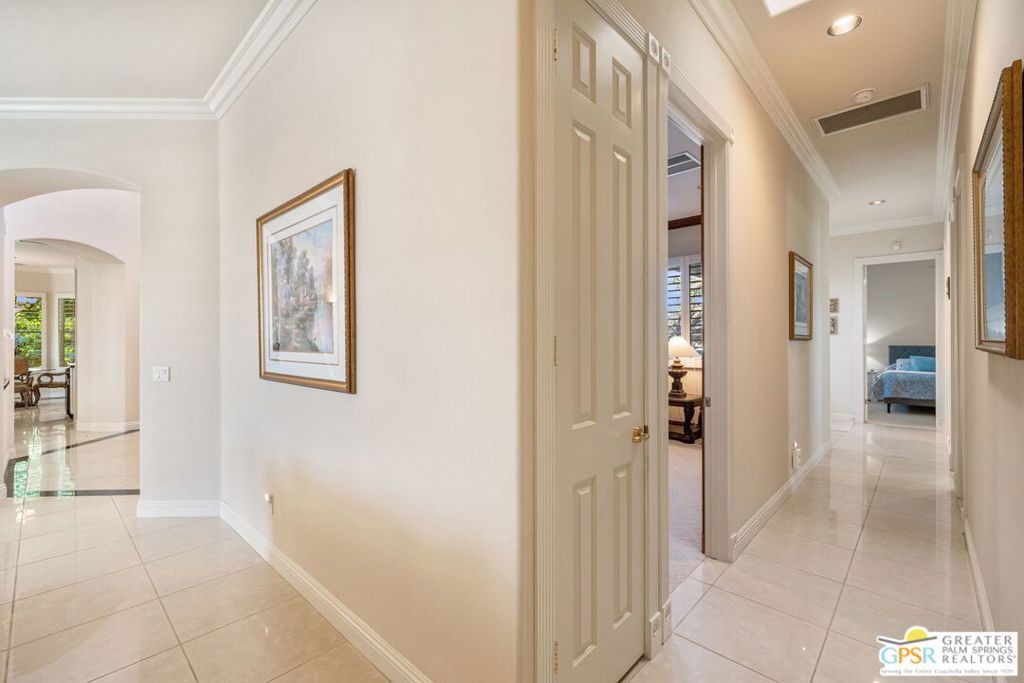51 Killian Way Property Photo 40
