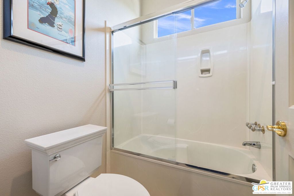 51 Killian Way Property Photo 44