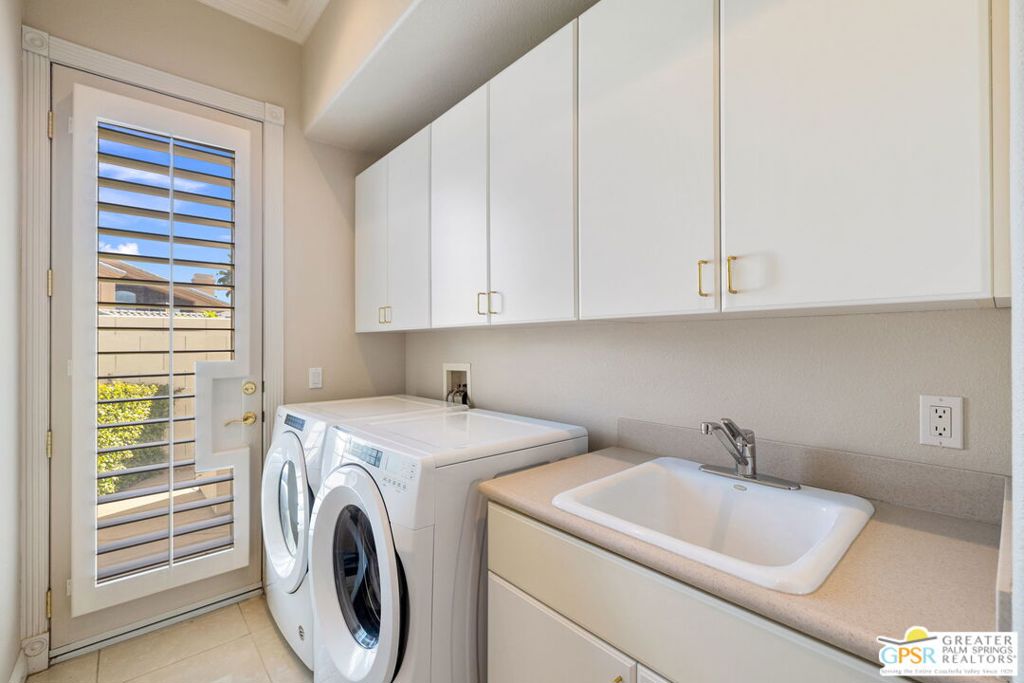 51 Killian Way Property Photo 46
