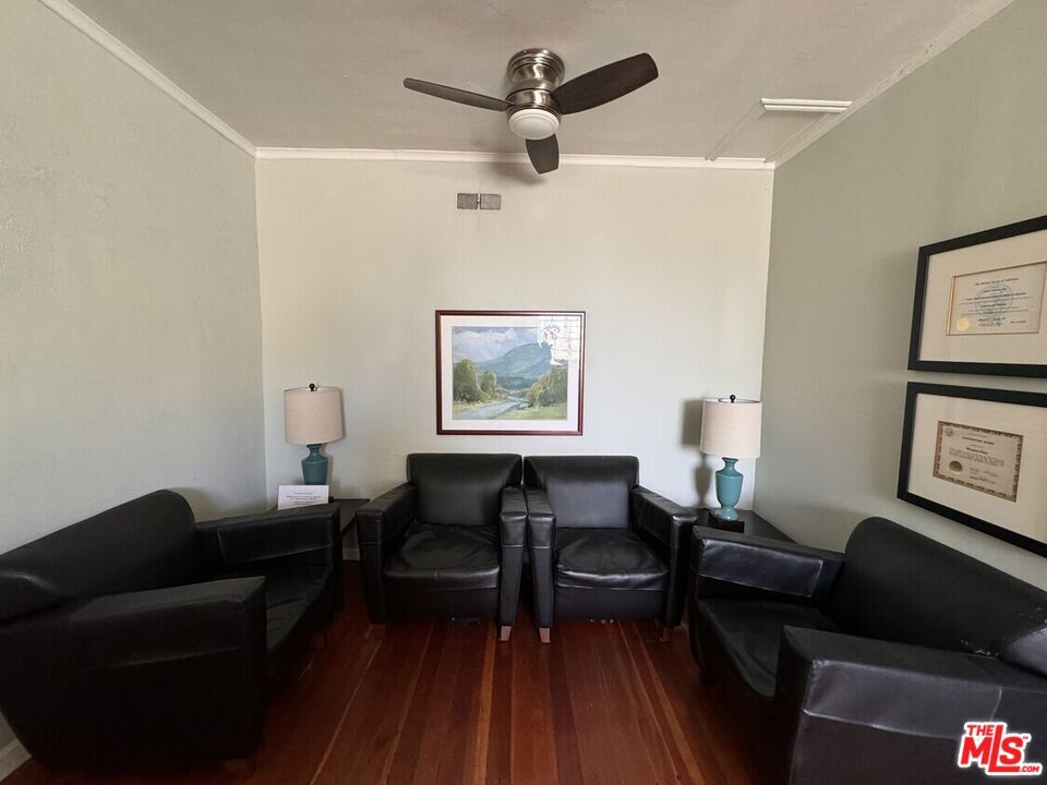9730 Wilshire Boulevard 102 Property Photo 2