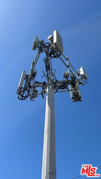 1325 S Main Street Property Photo 19