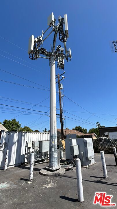 1325 S Main Street Property Photo 24