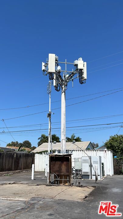 1325 S Main Street Property Photo 27