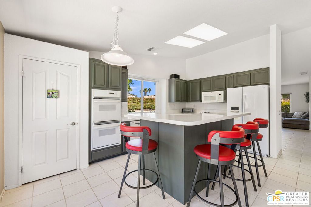 47785 Via Jardin Property Photo 28