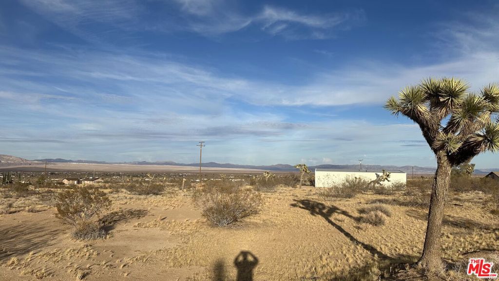 0 N Inez Avenue Property Photo 3