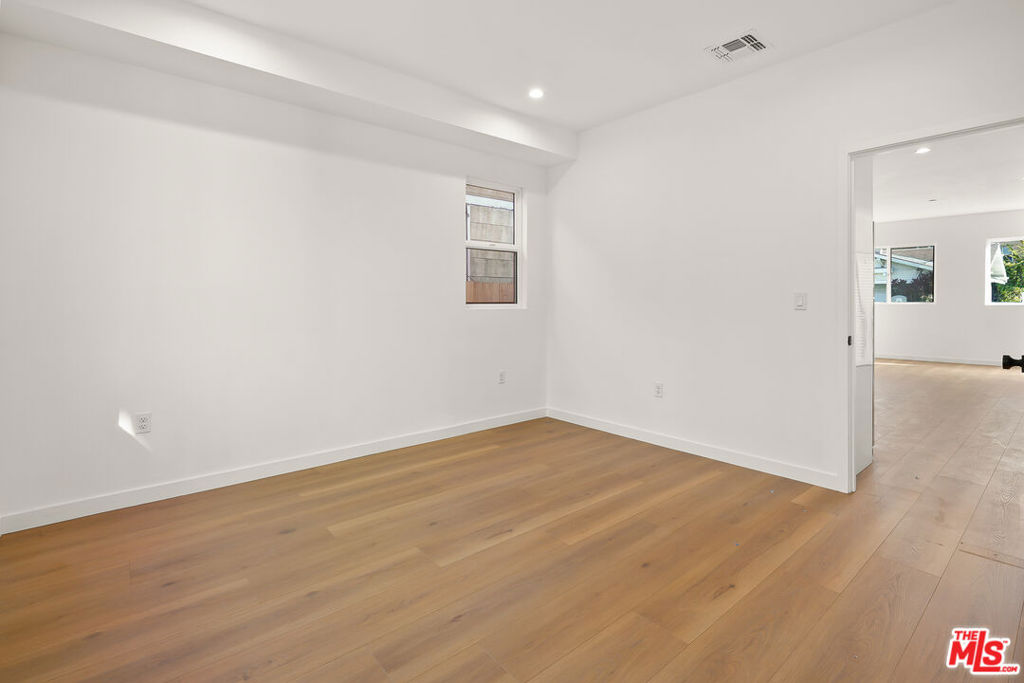 1731 S New Hampshire Avenue Property Photo 19