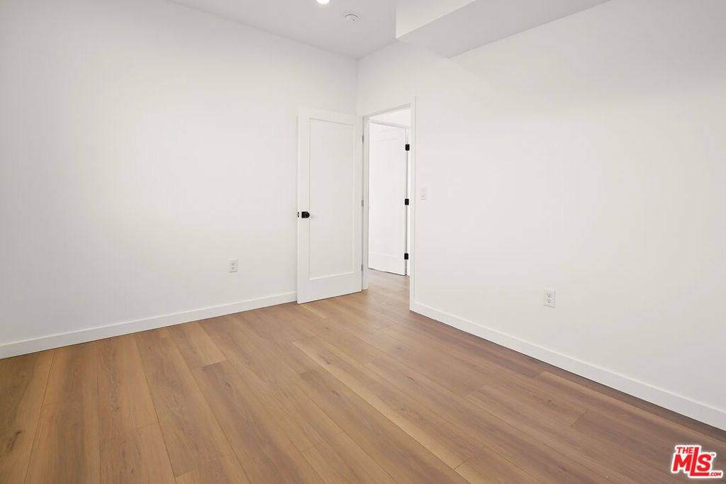 1731 S New Hampshire Avenue Property Photo 28